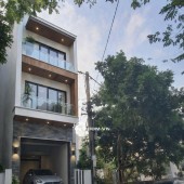 NHÀ MẶT ĐƯỜNG VỈA HÈ-Ô TÔ TRÁNH–THÔNG KHU GARDEN CITY–58M², 4 TẦNG–GIÁ NHỈNH 10 TỶ