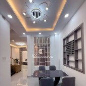 CCG CHỈ 3,4 TỶ NHÀ ĐẸP TRUNG TÂM THỊ TRẤN HÓC MÔN