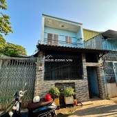 Bán Nhà 2 Lầu 80m và Nhà Xưởng. Tổng Diện Tích 190m2. Gần Phạm Hùng & Quốc Lộ 50.