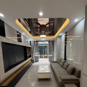 Bán siêu phẩm phố Quan Nhân, gần ôtô, 38m2-5T, đầy đủ nội thất mới cực đẹp, giá 11 tỷ