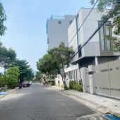 Lô góc 3 MT sát biển Sơn Trà – diện tích khủng 299m² chỉ nhỉnh 35 tỷ