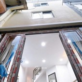 NHÀ MỚI 100% TÔN ĐẢN QUẬN 4 – 3 TẦNG – 2PN 2WC – 1.6 TỶ