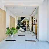 Nhà mới xây, nội thất sang trọng, chỉ cần xách vali vào ở