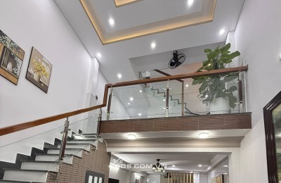 Bán nhà 3.5 tầng Kiệt Trần Cao Vân - thông kiệt 671 Nguyễn Tất Thành