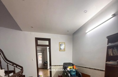 Siêu phẩm mHoà An 9 - nhà 3 tầng 3 mê đúc - full nội thất  chỉ sách vali vô ở