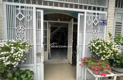 BÁN NHÀ CHÍNH CHỦ: NHỎ, ĐẸP, CHẮC CHẮN, HẺM THÔNG - RỘNG, KDC THÂN THIỆN. LH:0989051114.