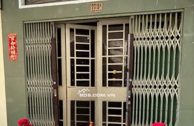 Cho thuê MB và 1 phòng trên lầu tại hẻm 77 Ngô Gia Tự P2 Q10