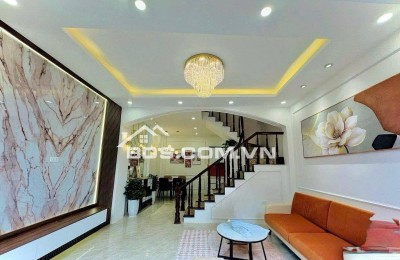 Bán Nhà Trương Định, Hoàng Mai 35m, 4 tầng, mt 4.6m, giá 8.8 tỷ.