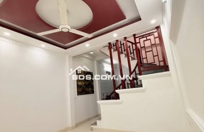 BÁN NHÀ 1.98 TỶ 3 TẦNG 45M2 ( TÂY NAM ) NGÕ ĐINH CÔNG TRÁNG