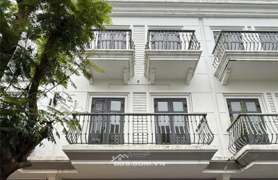 Bán Shophouse giá cực chất 8,2 tỷ. DT 75m2 tại Vincom Shophouse Cao Lãnh, Đồng Tháp