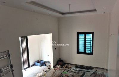 BÁN NHÀ ĐẸP 1.75 TỶ 3 TẦNG 52M2 ( ĐÔNG BẮC ) NGÕ KHU ĐỆ TỨ
