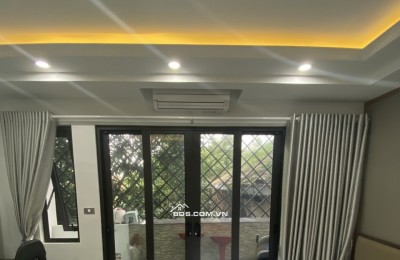 Cho thuê Apartment tại Trích Sài, Tây Hồ Full nội thất. Ngõ nông rộng, ban công thoáng. Chỉ 6tr