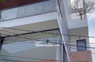 CHO THUÊ PHÒNG MỚI XÂY- GẦN ĐH VĂN LANG ( Bình Thạnh)