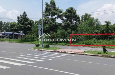 Bán nhanh nền 588m2 mặt tiền nguyễn hữu cảnh trung tâm hành chính giá đẹp 8 tỷ 650