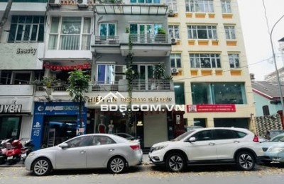 Mặt phố Lý Nam Đế Mặt Tiền 10M Lô Góc 3 Thoáng 4 Tầng 65 Tỷ SDCC Vị trí rất đẹp