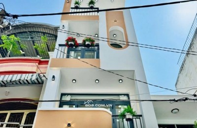 CHỐT NHÀ THÍCH QUẢNG ĐỨC – PHÚ NHUẬN – 3,05×15M – 4 TẦNG BTCT – 5PN – 7.75 TỶ