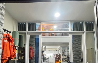 NHÀ 3 TẦNG GẦN MT Đ.359, PHƯỚC LONG B  4.4 tỷ Kết cấu: 1 trệt, 1 lửng, 1 lầu – 3PN, 2WC