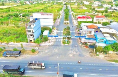 Em chính chủ  về quê đang cần tiền bán lổ lô đất phước đông ,quấc lô 50