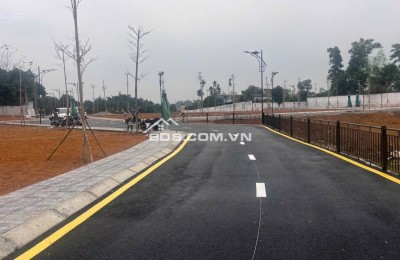 Siêu hiếm lô góc 2 mặt tiền view hồ Đồng Trạng gần ĐHQG, DT 102,5m2 full thổ cư, sẵn sổ