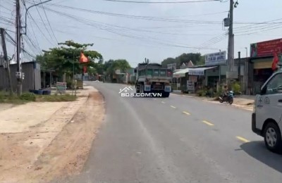 Cần bán gấp đất thổ cư TP. HCM (Phú Giáo, Bình Dương), 400m2, thổ cư 200m2, 650tr