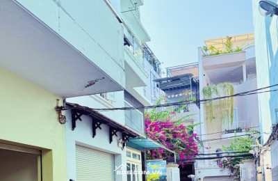  Nhà ngang KHỦNG 8.5m Hiếm Tại Gò Vấp – 106m², 3 Tầng, Hẻm Xe Hơi, chỉ 11 tỷ!