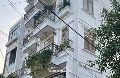 LÊN SÓNG NHÀ ĐẸP XE HƠI ĐẬU CỬA