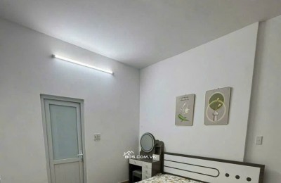 Chung cư 08 Bà Huyện Thanh Quan, Q3: 80m2, 2p ngủ, Nhà đep, 11tr5/th