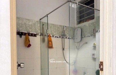 Chung cư Bàu cát, Căn góc, 2PN, 2WC, Sẵn Máy Lạnh, 10tr/th, Bancong.