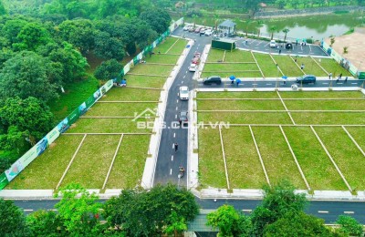 Cơ hội cuối cùng lô đất 100m2 gần Thạch Hòa, khu vực trung tâm Hòa Lạc. Phù hợp xây trọ, đầu tư sinh lời, kết nối Metro 5 – Quốc Lộ 21. Liên hệ xem