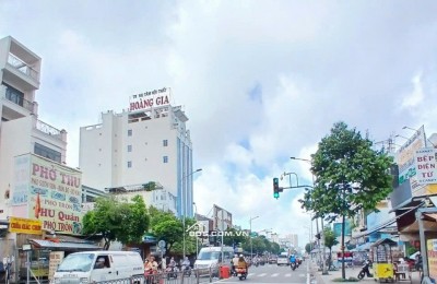 Mặt Tiền đường Hậu Giang Quận 6 dt ( 4,8 x 20 ) giá 25 tỷ