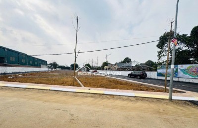 Đột phá lô đất 100m2 gần Bình Yên, khu vực trung tâm Hòa Lạc. Phù hợp xây trọ, đầu tư sinh lời, kết nối Metro 5 – Quốc Lộ 21. Liên hệ xem đất ngay.