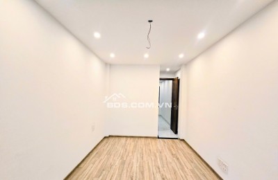 CẦN BÁN NHÀ GIÁP NHỊ ,TRUNG TÂM QUẬN,NHÀ MỚI ,FULL NỘI THẤT