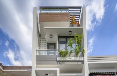 NHÀ MỚI KENG 4 LẦU - SÁT MT ĐỖ XUÂN HỢP MÀ CHỈ NHỈNH 5 TỶ