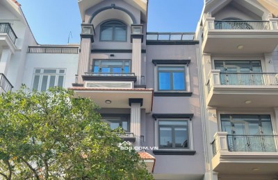 biệt thự 7.5x20m tại Khu đô thị Him Lam Kênh Tẻ, Quận 7,  TL