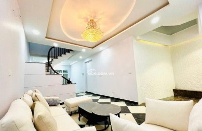 SIÊU PHẨM BA ĐÌNH - VÀI BƯỚC RA LĂNG BÁC - NHỈNH 7 TỶ CÓ NHÀ 5 TẦNG ĐẸP