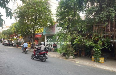 góc 2MT đường 42 $ 79 Phường Tân Quy Q7. DT; 7x19m + 11x19m+ 18x19m