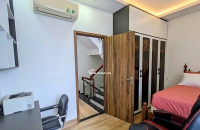 Bán Nhà  Góc 2 Mặt Tiền Đường Huỳnh Tấn Phát, Quận 7 - Cạnh Phú Mỹ Hưng - 5TỶ5.