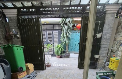 HẺM XE HƠI - EMART Phan Huy Ích - 80m² - Ngang 5m - 6 Tỷ 9