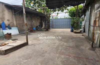 CHO THUÊ XƯỞNG TẠI ĐƯỜNG KÊNH TIÊU BÀ ĐIỂM 1. DT 1000M2 CHỈ 40TR/TH. LH:0903902443.