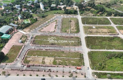 Nhà có việc, BÁN RẺ 20% mảnh đất sát Khu đấu giá Hòa Lạc