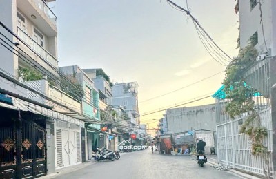 Bán nhà 2 tầng hẻm xe hơi 95/103 Lê Văn Lương Quận 7