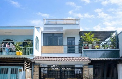 BÁN NHÀ 1074/22/1B ĐƯỜNG TỈNH LỘ 10 (THÔNG VỚI HẺM 111 LÊ ĐÌNH CẨN). LH:0933534006.