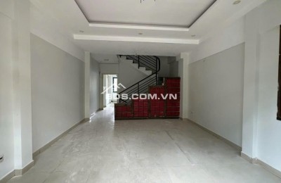 Cho thuê nhà mặt tiền 8 phòng Phạm Ngọc Thạch phường 6 Đà Lạt