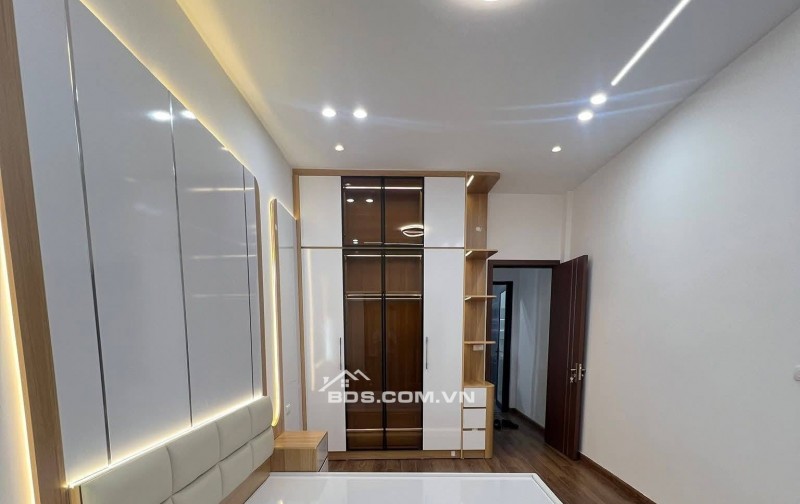 Bán Nhà Kim Giang, Hoàng Mai 36m, 4 tầng mt 3.3m, giá 8.9 tỷ
