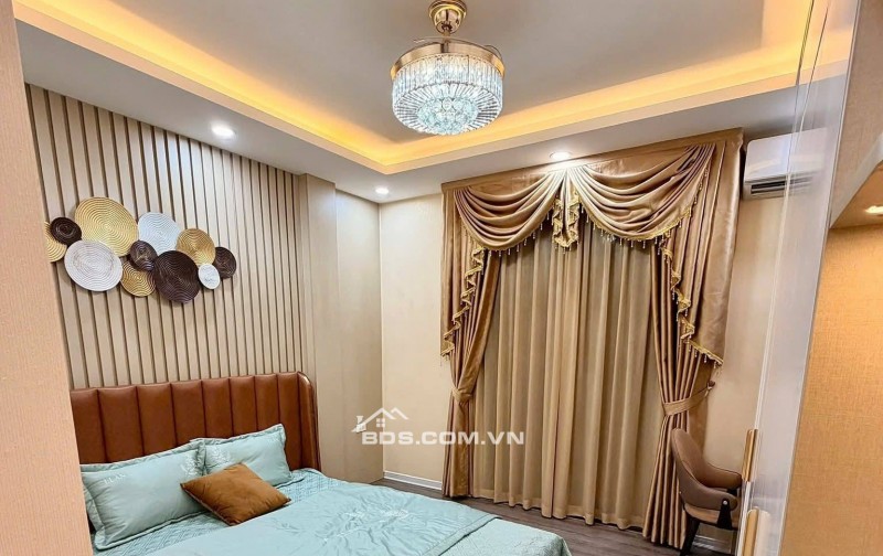 Bán Nhà Thang Máy, Gần Phố, Đường Hoàng Mai 31m, 6 tầng, mt 3.8m, giá 9.55 tỷ.