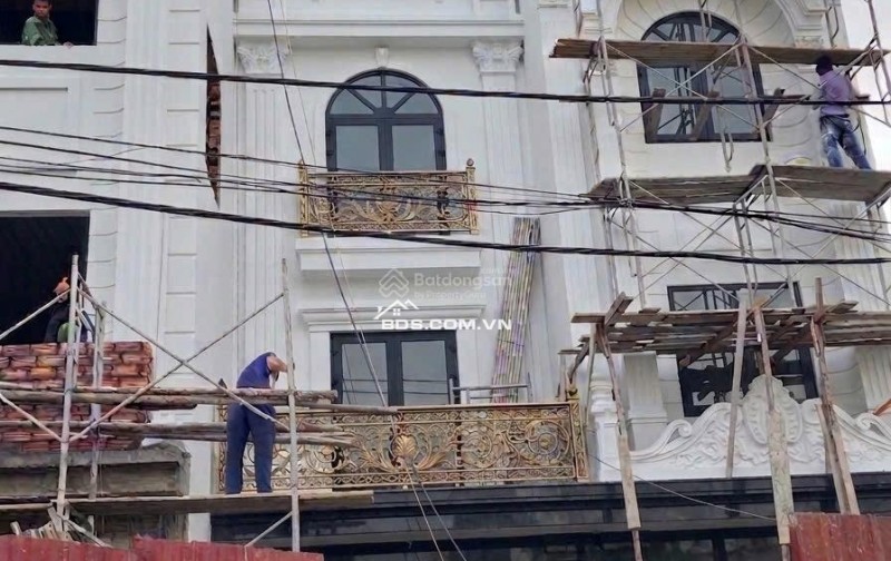 Nhà 4 tầng đẹp độc lập, mặt đường 10m, gần Metro, gần bến xe Thượng Lý, Sở Dầu, Hồng Bàng