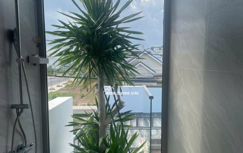 Bán nhà chính chủ 2 Mặt Tiền P.3 - TP Tây (đường nhựa trước 27m và sau 12m - 1 mặt Đường Nam kỳ khởi và mặt kia đường số 4) hiện tại đang Kinh doanh; Ngay sát công viên Xuân Hồng