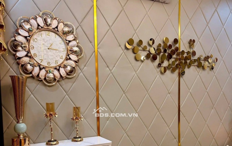 Bán Nhà Thang Máy, Gần Phố, Đường Hoàng Mai 31m, 6 tầng, mt 3.8m, giá 9.55 tỷ.