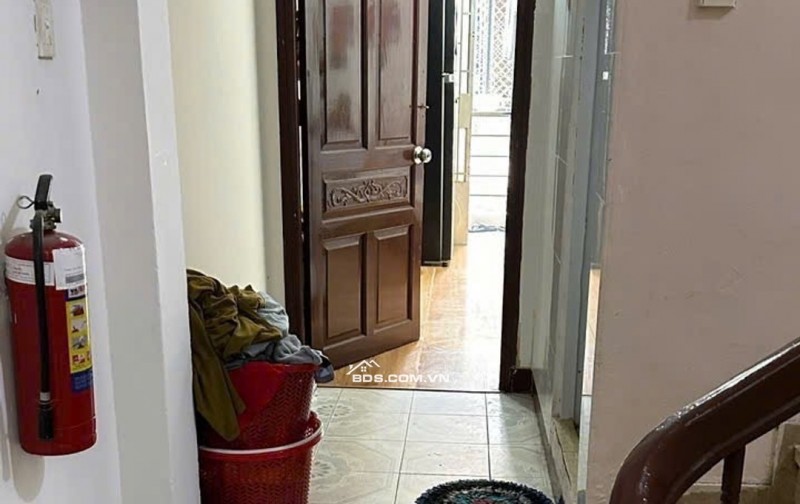 GÀ ĐẺ TRỨNG VÀNG PHÚ NHUẬN – CHDV 7 PHÒNG – HẺM XE HƠI