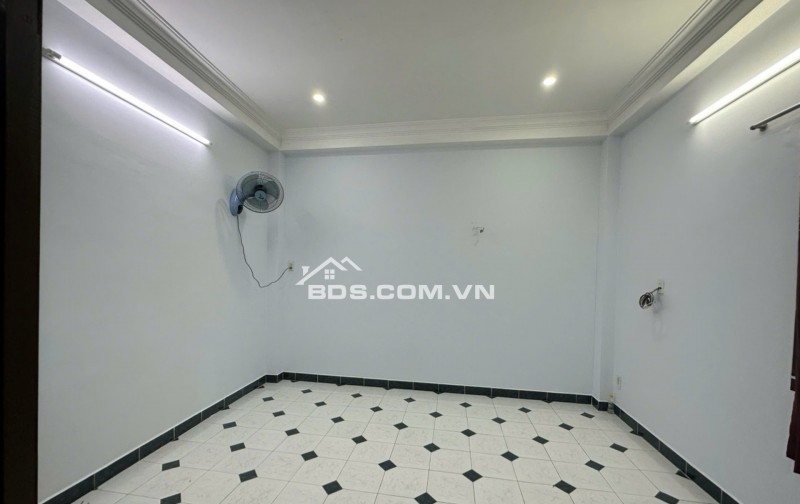 HXH NGUYỄN KIỆM GIÁP SÂN BAY – 3 LẦU NỞ HẬU – SẴN DÒNG TIỀN 14TR/THÁNG